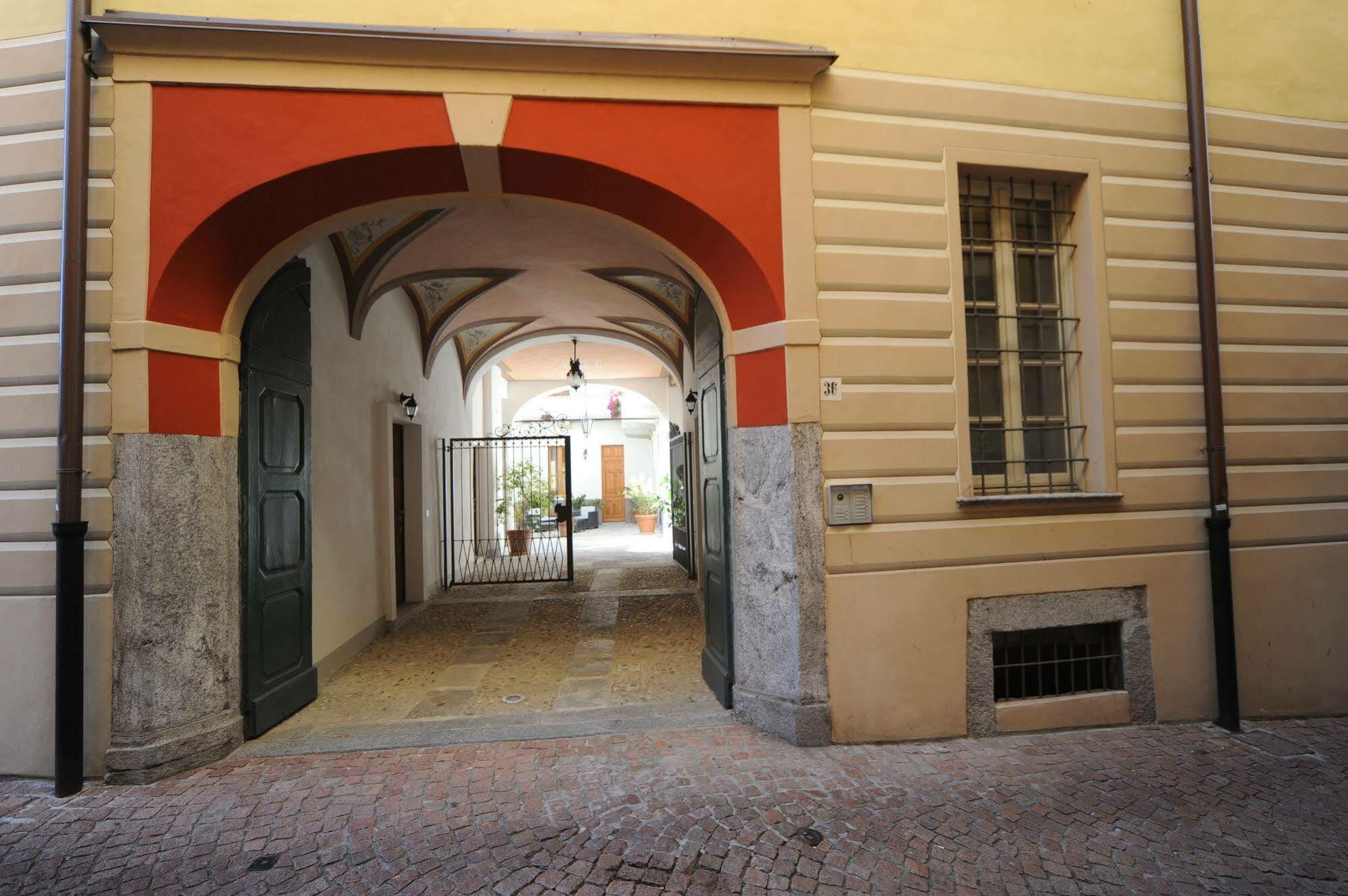 Casa Botta - Luino Lago Maggiore Kültér fotó