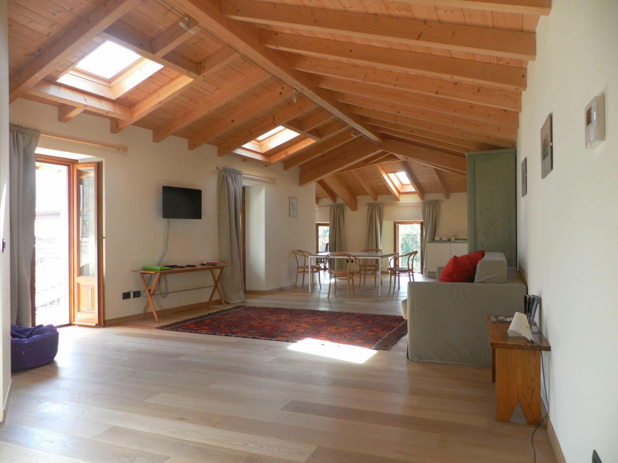 Casa Botta - Luino Lago Maggiore Kültér fotó