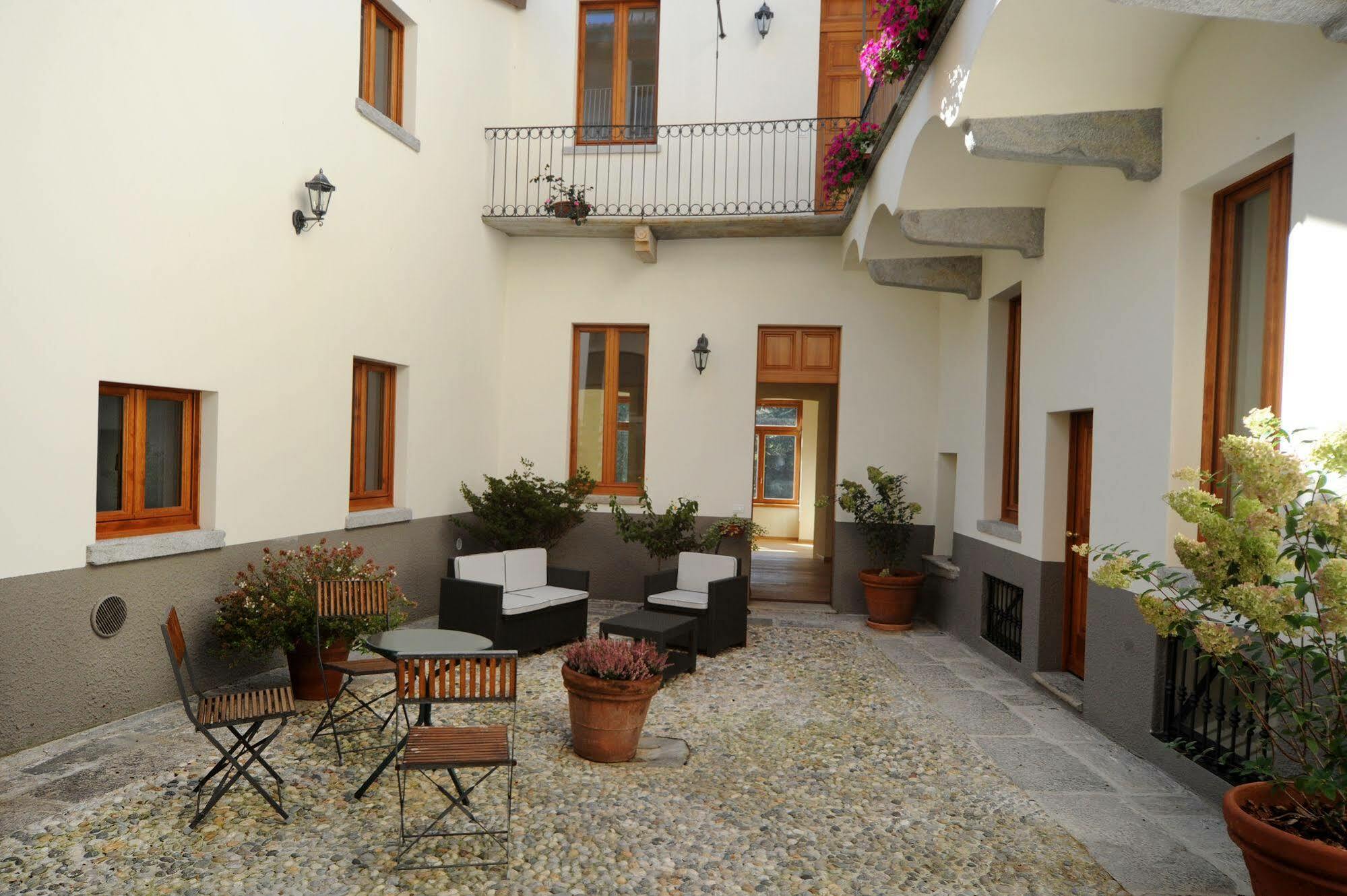 Casa Botta - Luino Lago Maggiore Kültér fotó